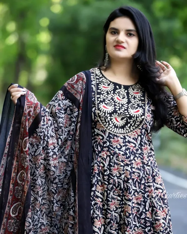 Black_Rayon_Floral_Print_Anarkali_Kurta_With_Pant_&_Dupatta_Set_For_Women
