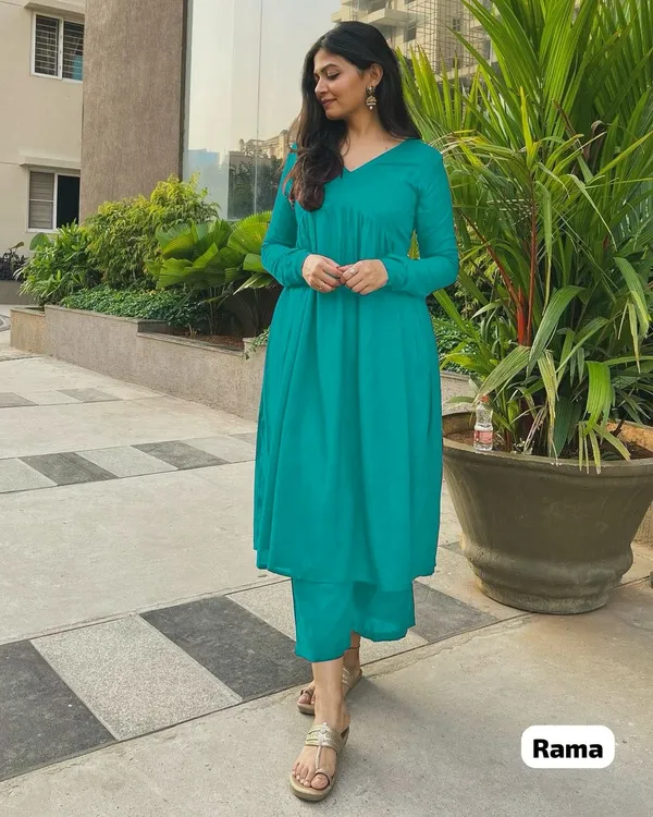 Rama_Green_Cotton_Alia_Cut_Gown_And_Pant_Set_For_Women
