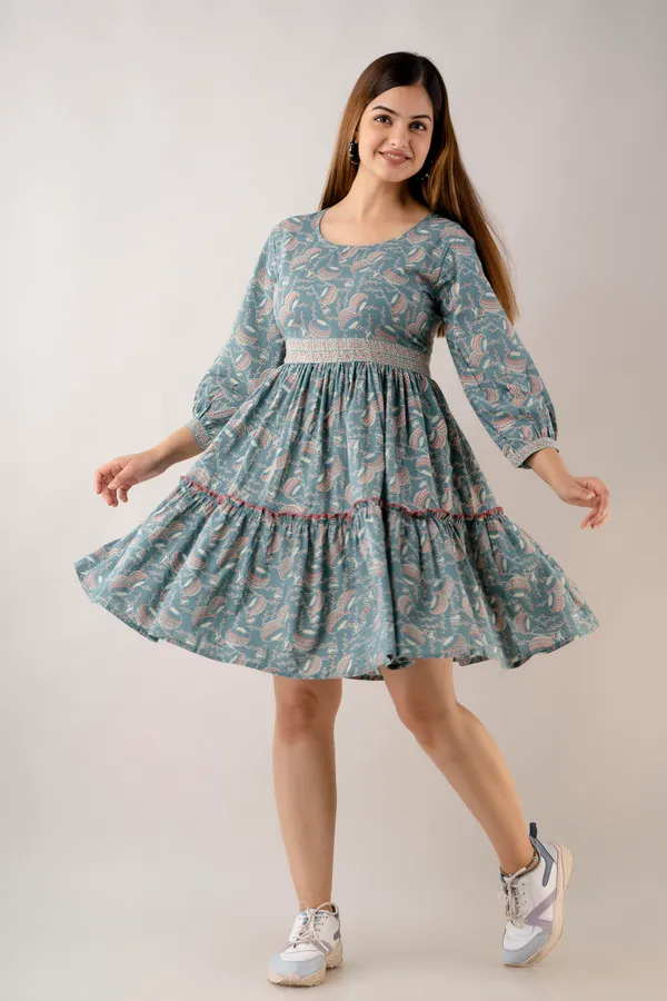 Women's_Floral_Printed_Cotton_Dress_with_Smocked_Waist