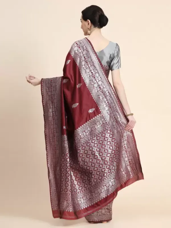 Maroon_Woven_Kanjivaram_100%_Pure_Silk_Saree_with_Free_Saree_Cover