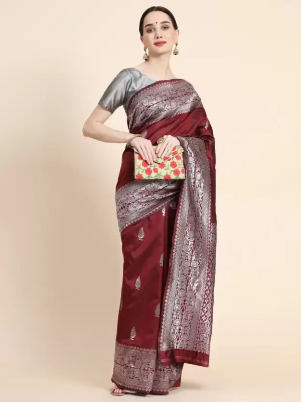 Maroon_Woven_Kanjivaram_100%_Pure_Silk_Saree_with_Free_Saree_Cover