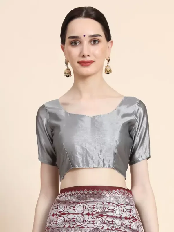 Maroon_Woven_Kanjivaram_100%_Pure_Silk_Saree_with_Free_Saree_Cover
