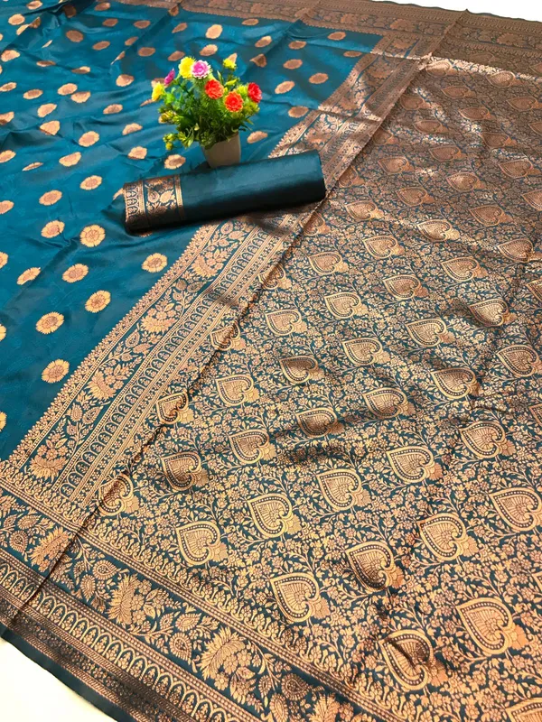 Rama_Woven_Kanjivaram_Silk_Saree_with_Saree_Cover