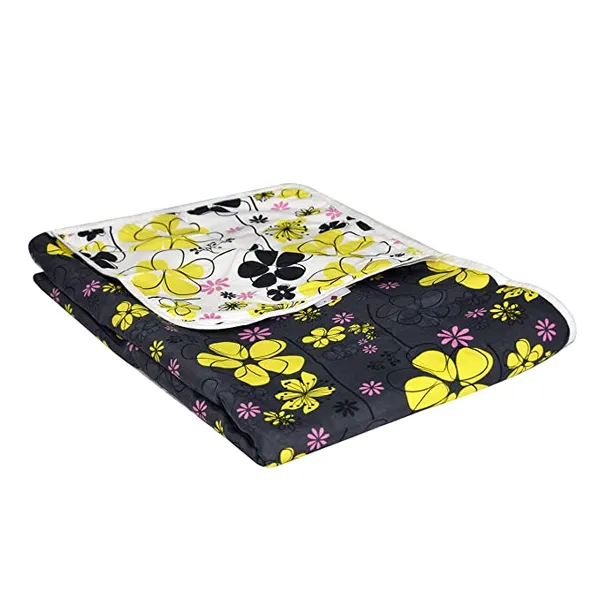 Floral_Double_Dohar_for_AC_Room_(Polyester,_Black_and_Yellow)