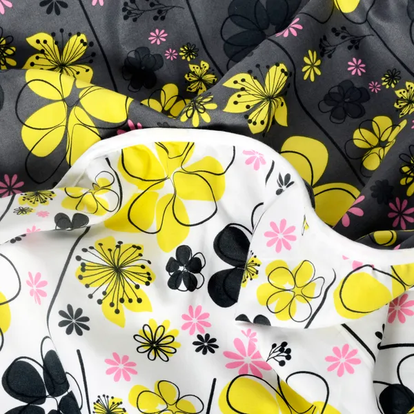 Floral_Double_Dohar_for_AC_Room_(Polyester,_Black_and_Yellow)