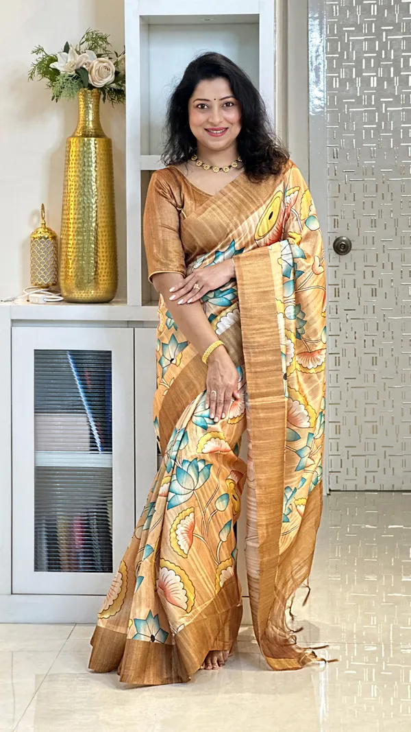 Darika_Mehendi_Green_–_Navratri_Special_|_Soft_Tussar_Silk_Saree_with_Print,_Pallu_&_Zari_Border_&_Contrast_Print_Blouse_with_Tassels