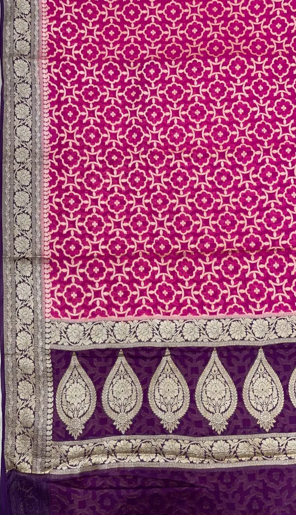 Humairah_Presents_Pure_Handloom_Magenta_Chiffon_Bandhej_Zari_Jaal_with_Contrast_Violet_Zari_Border_and_Violet_Blouse