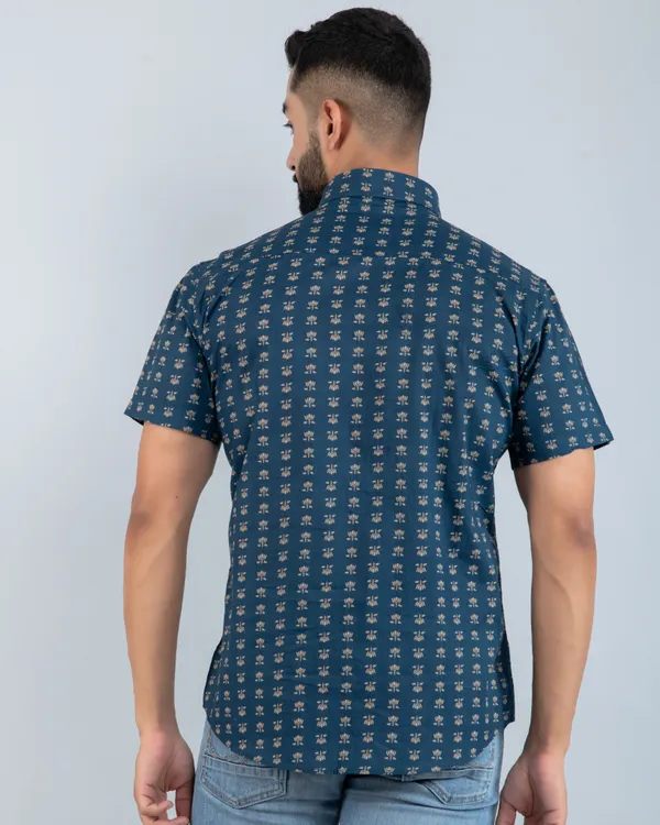 Elegant_Turquoise_Floral_Print_Regular_Fit_Casual_Cotton_Shirt_with_Spead_Collar