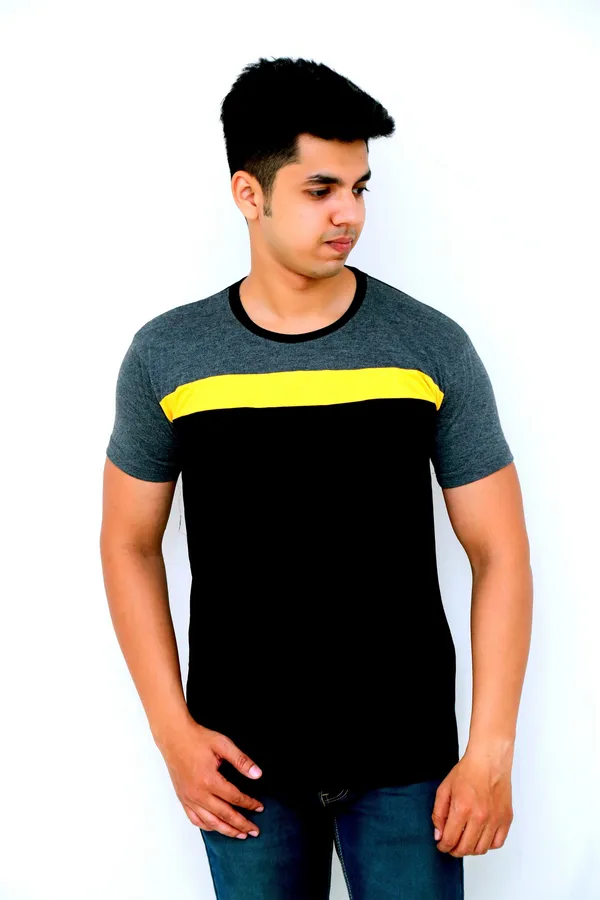 Black_Cotton_Blend_Colorblock_T-Shirt_For_Men
