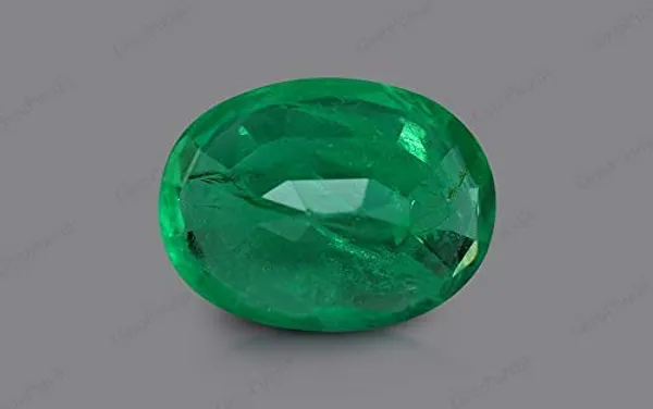 9.25_Ratti_Green_Emerald_(Panna)_Natural_Loose_Gemstone