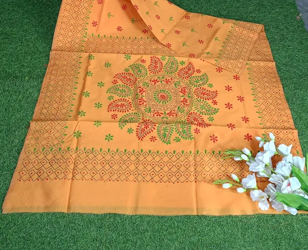 Mustard_Yellow_Art_Silk_Kantha_Stitch_Handloom_Saree_With_Blouse_Piece
