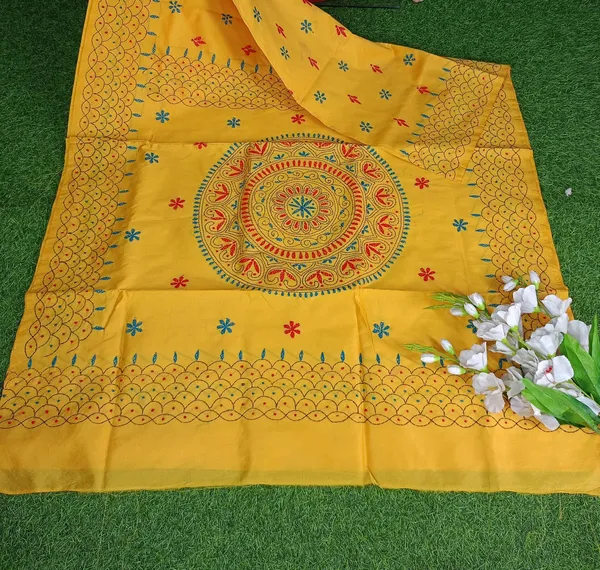 Yellow_Art_Silk_Kantha_Stitch_Handloom_Saree_With_Blouse_Piece