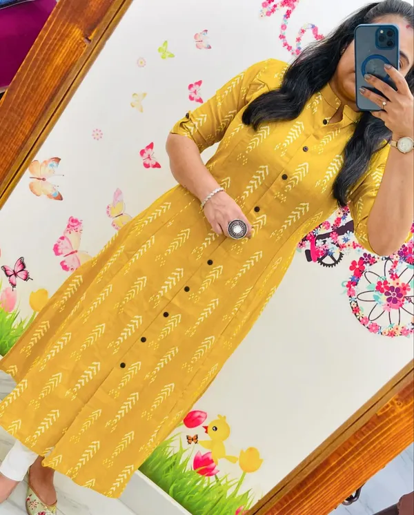Yellow_Cotton_Kurta_And_Pant_Co-Ord_Set_For_Women