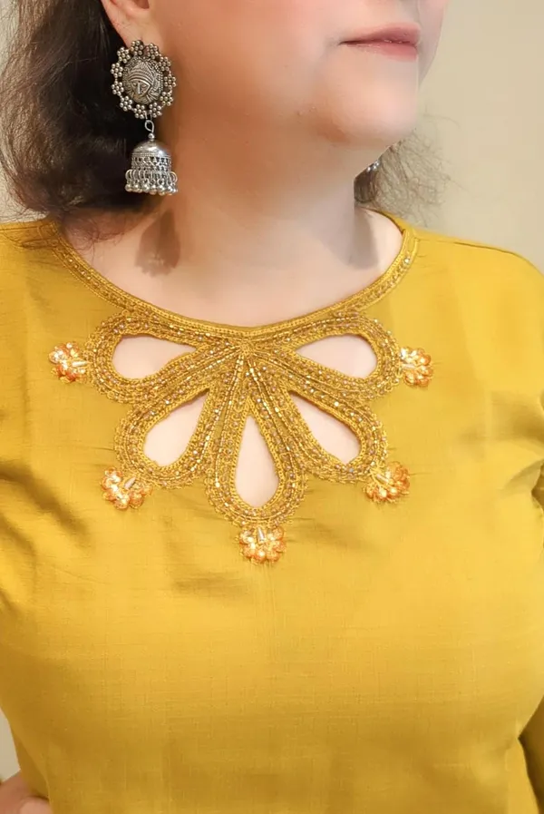 Mustard_Yellow_Muslin-Silk_Suit_For_Women