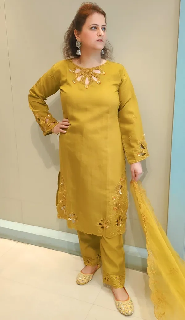 Mustard_Yellow_Muslin-Silk_Suit_For_Women