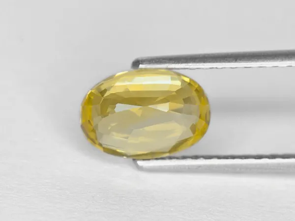 7.25_Ratti_Yellow_Sapphire_Natural_Loose_Gemstone