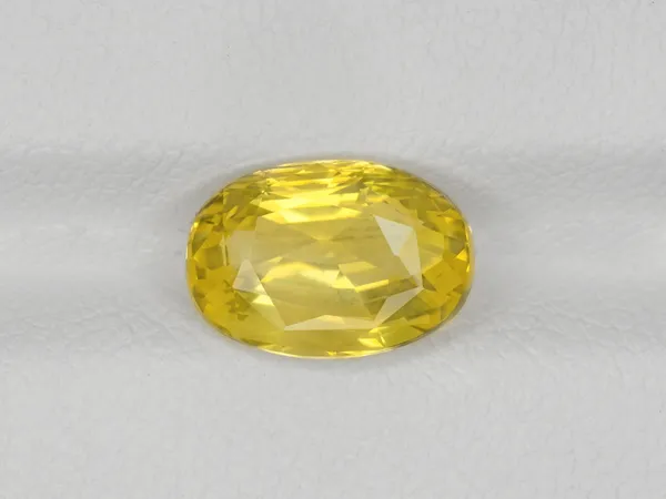 7.25_Ratti_Yellow_Sapphire_Natural_Loose_Gemstone