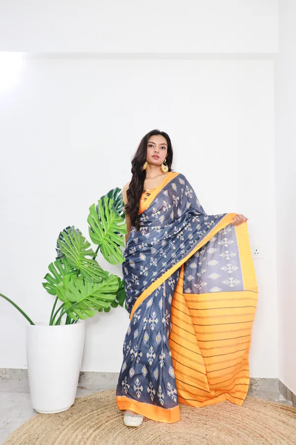 Ikkat_Print_Pure_Soft_Cotton_saree_With_Blouse_Piece