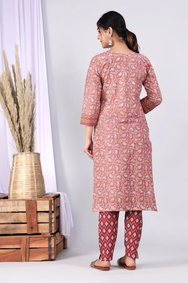 Peach_Pure_Cotton_Printed_Casual_Wear_Kurti_For_Women