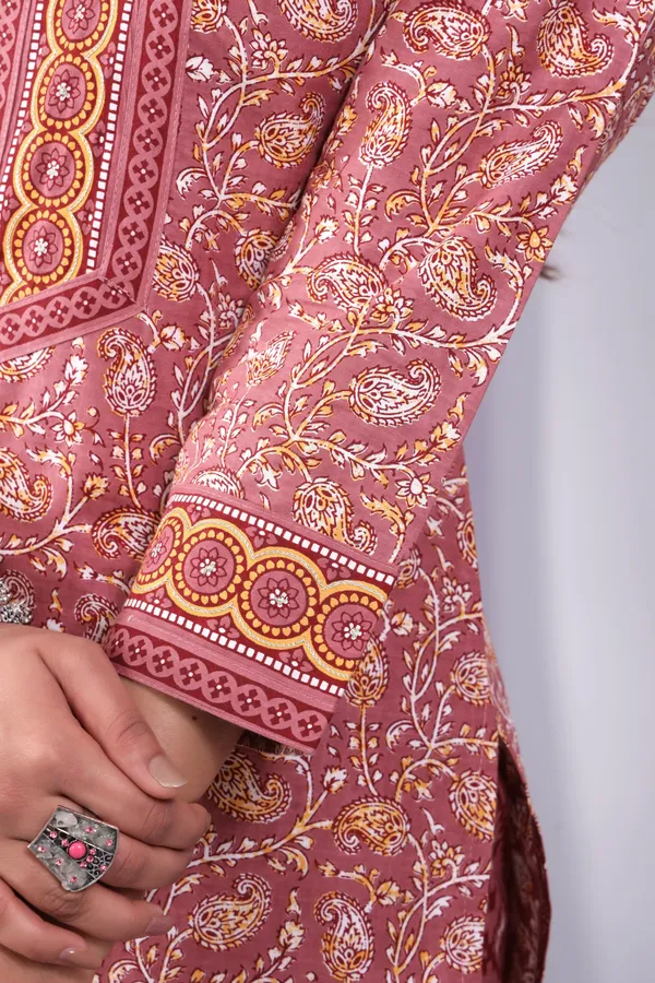 Peach_Pure_Cotton_Printed_Casual_Wear_Kurti_For_Women
