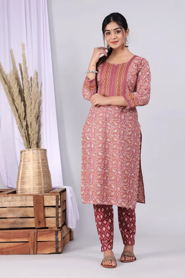 Peach_Pure_Cotton_Printed_Casual_Wear_Kurti_For_Women