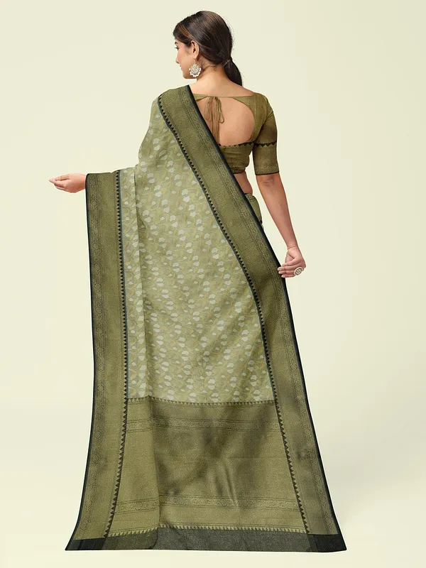 Off_White_Cotton_Blend_Banarasi_Sarees_For_Women
