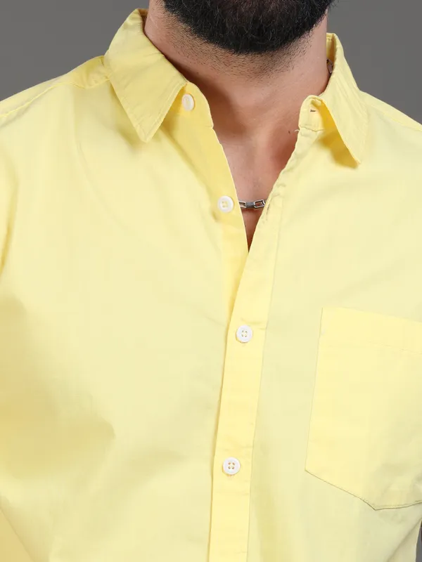 Premium_Mens_Cotton_Poplin_Plain_Shirt_(Yellow)