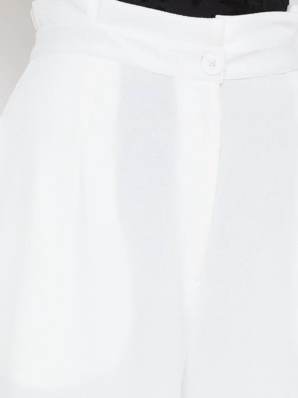 Zastraa_Relaxed_Women_White_Trousers