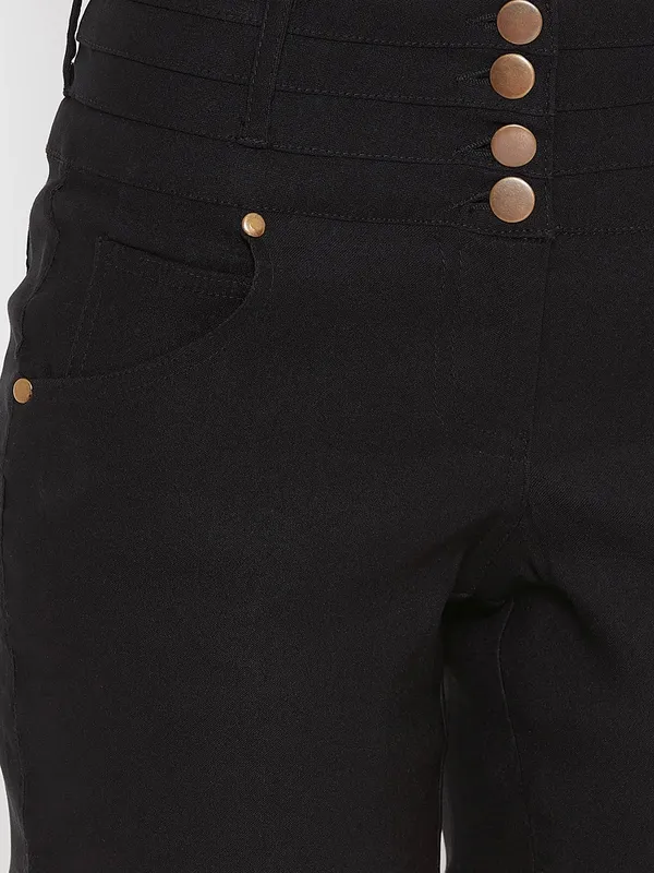 Black_Denim_Short_For_Women