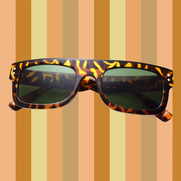 Demi_Brown_Over-Sized_Sunglasses_-_For_Unisex