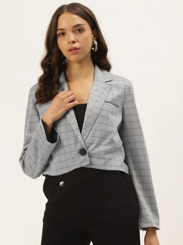 Zastraa_Women_Grey_Checked_Lapel_Collar_Cropped_Blazer