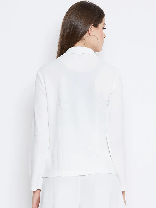 White_Polyester_Coat_For_Women