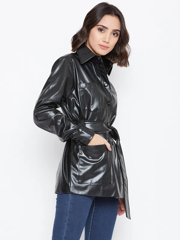 Black_Polyester_Jacket_For_Women