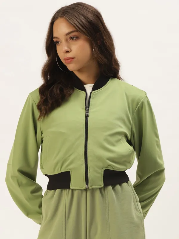 Zastraa_Women_Green_Lightweight_Crop_Bomber_Jacket