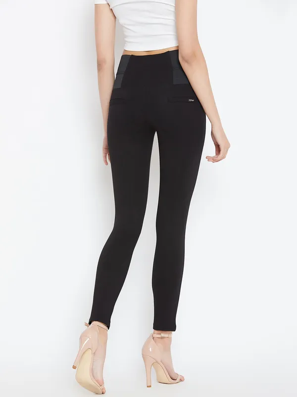 Black_Lycra_Blend_Jegging_For_Women