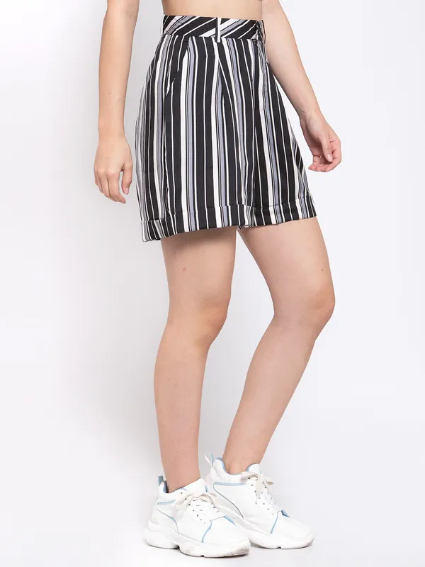 Black_&_White_Polyester_Short_For_Women