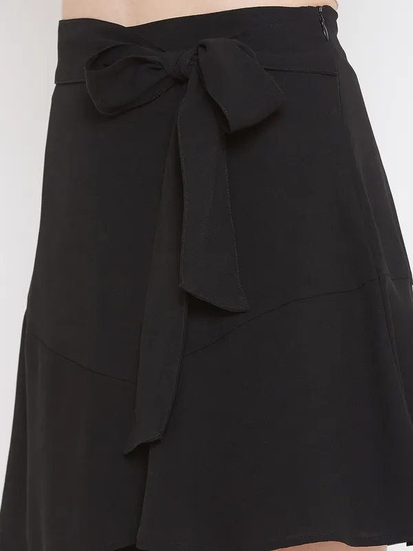 Black_Polyester_Skirt_For_Women