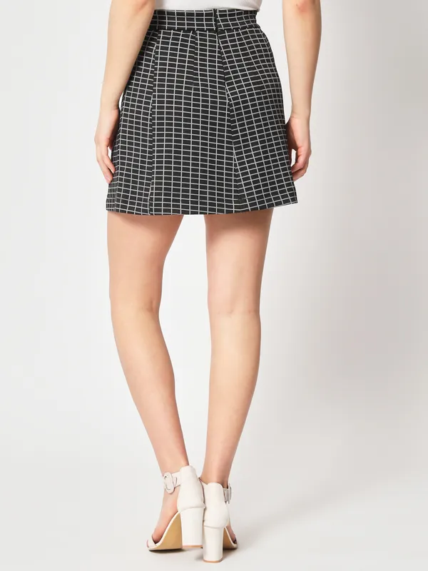 Zastraa_Black_&_White_Checked_A-Line_Mini_Skirt