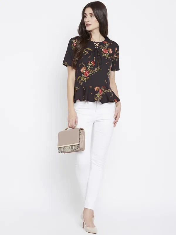 Zastraa_Women_Brown_Printed_Top