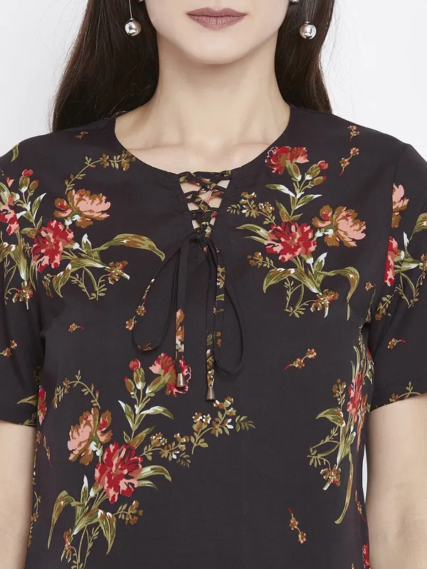 Zastraa_Women_Brown_Printed_Top