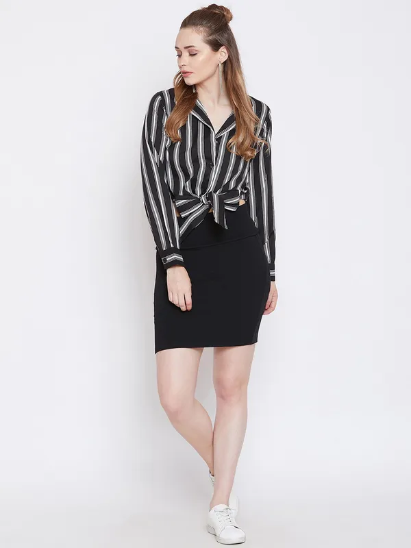Black_Polyester_Top_For_Women