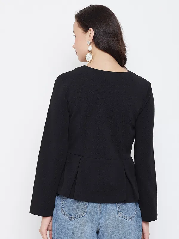 Black_Polyester_Top_For_Women