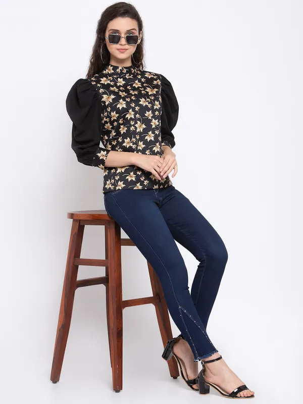 Black_Cotton_Blend_Top_For_Women