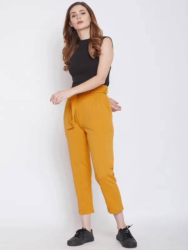 Zastraa_Women_Mustard_Yellow_Slim_Fit_Solid_Peg_Trousers