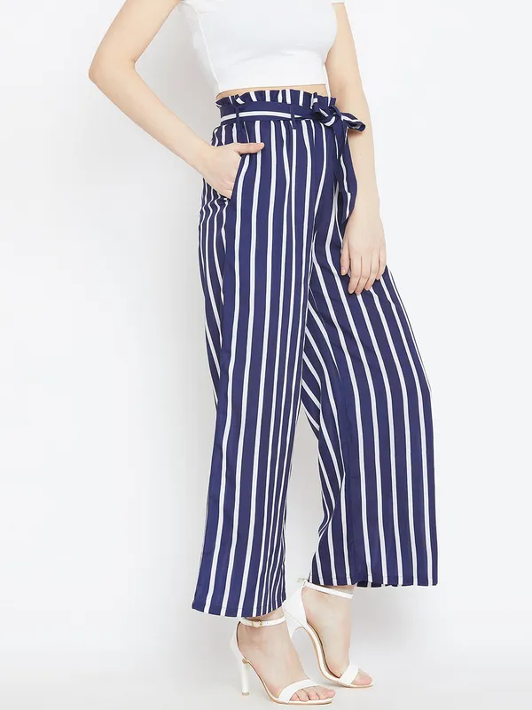 Zastraa_Women_Navy_Blue_&_White_Striped_Flared_Palazzos