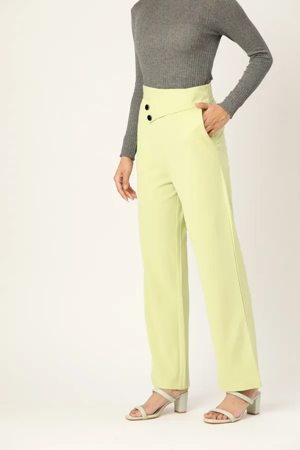 Zastraa_Women_Green_Solid_Smart_High-Rise_Parallel_Trousers