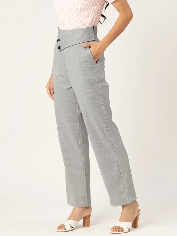 Zastraa_Women_Checked_Smart_High-Rise_Easy_Wash_Trousers