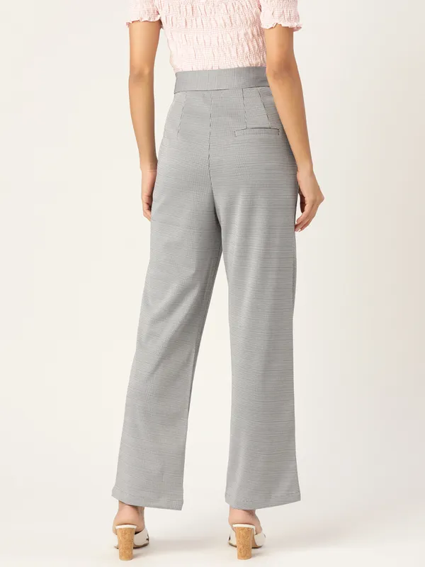 Zastraa_Women_Checked_Smart_High-Rise_Easy_Wash_Trousers