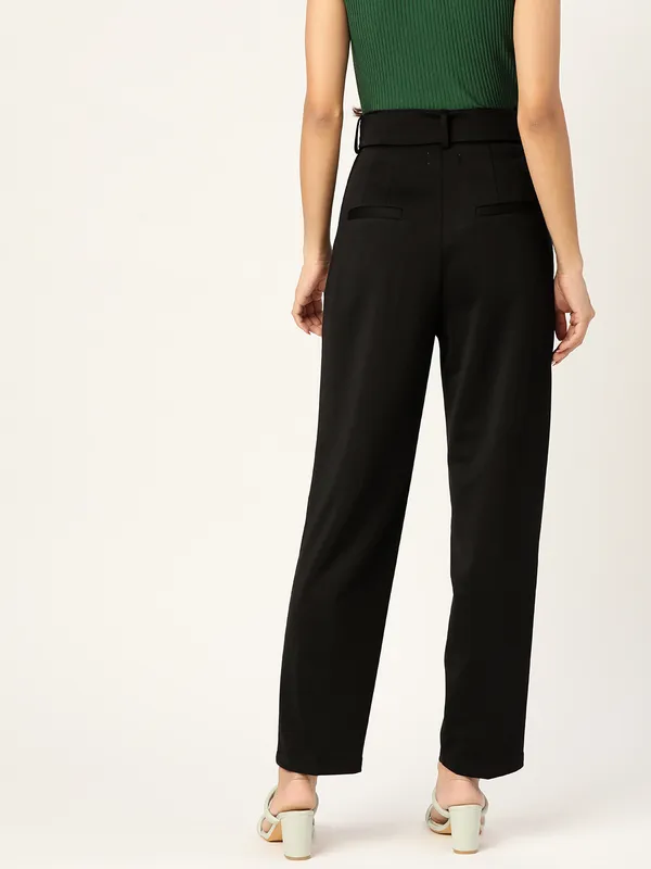 Zastraa_Women_Black_Solid_Smart_Tapered_Fit_High-Rise_Pleated_Trousers