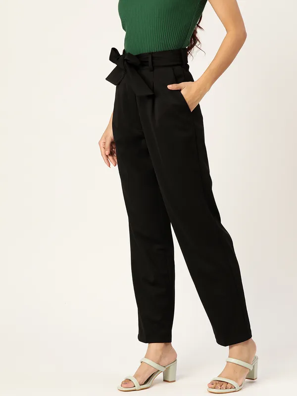 Zastraa_Women_Black_Solid_Smart_Tapered_Fit_High-Rise_Pleated_Trousers